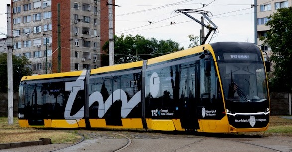 Primul tramvai electric din lotul de 10 tramvaie Bozankaya a ajuns la Timișoara